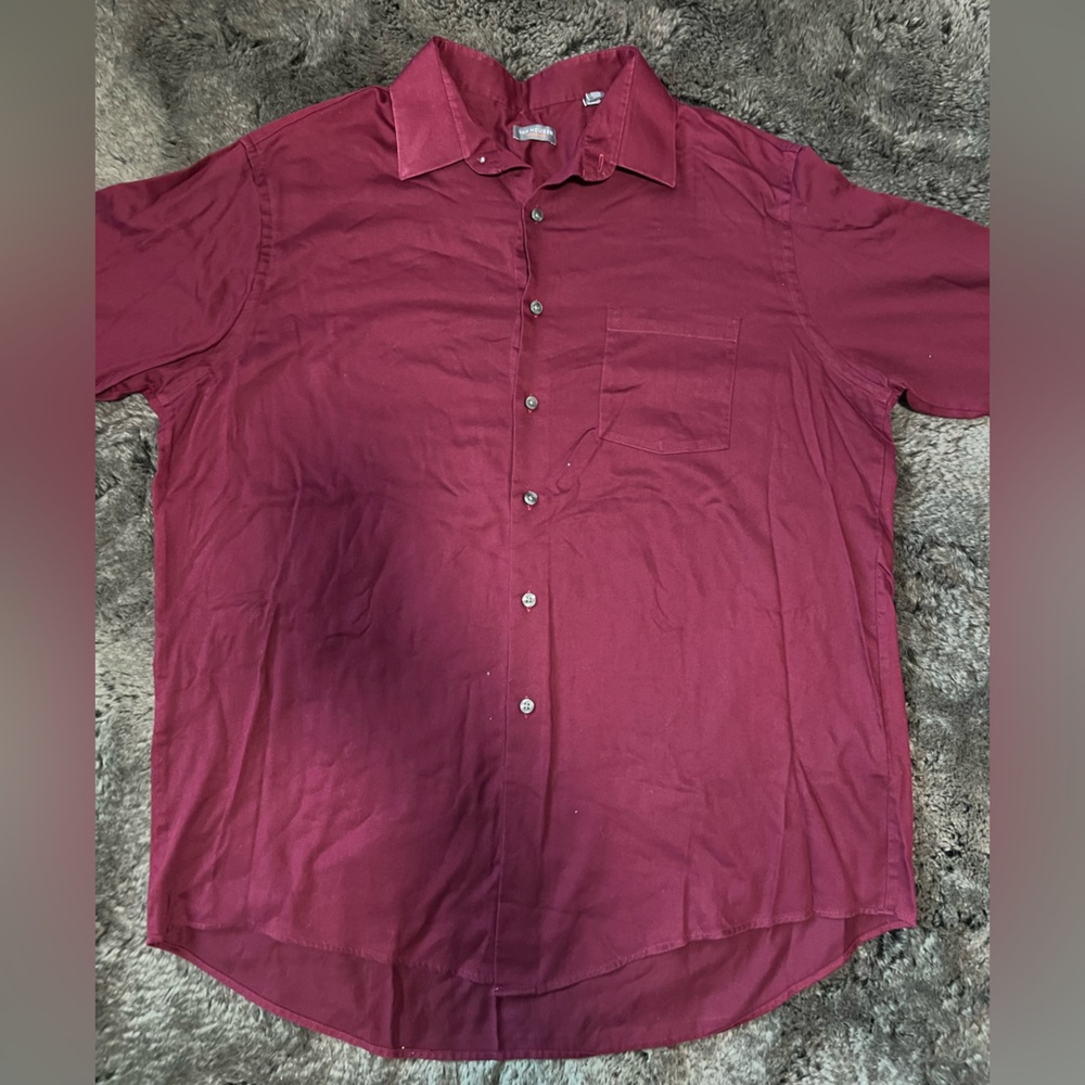 Van Heusen Traveler Classic Burgundy Dress Shirt Size XL